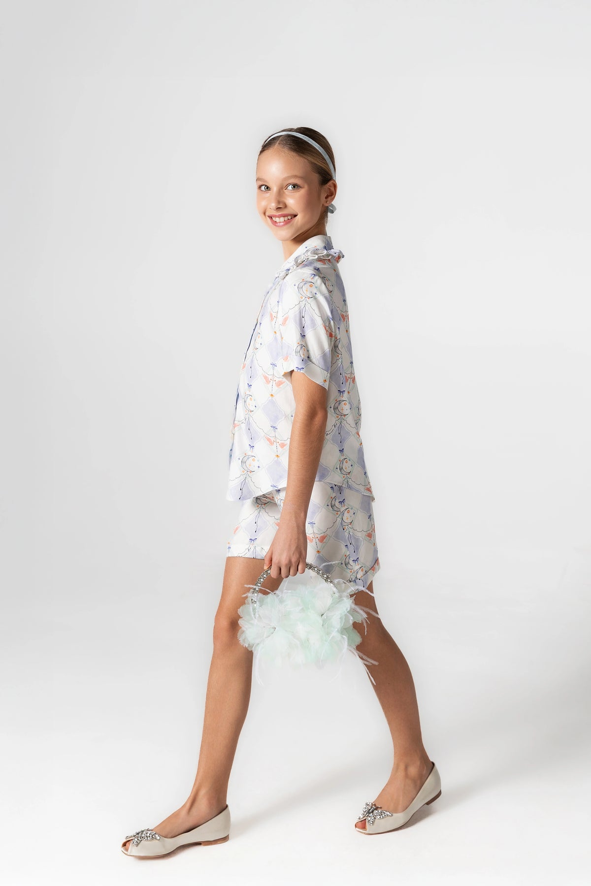 LOOK 64
