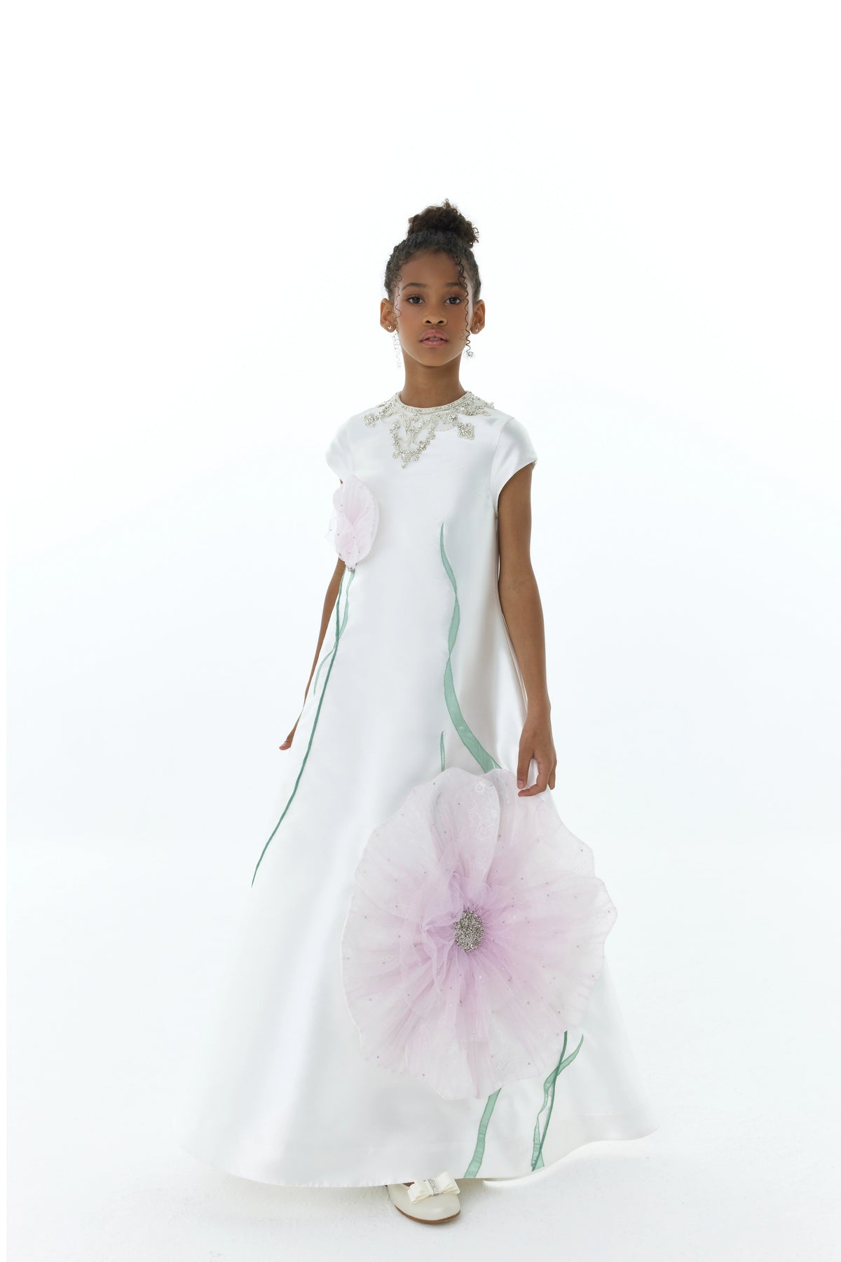 LOOK 19