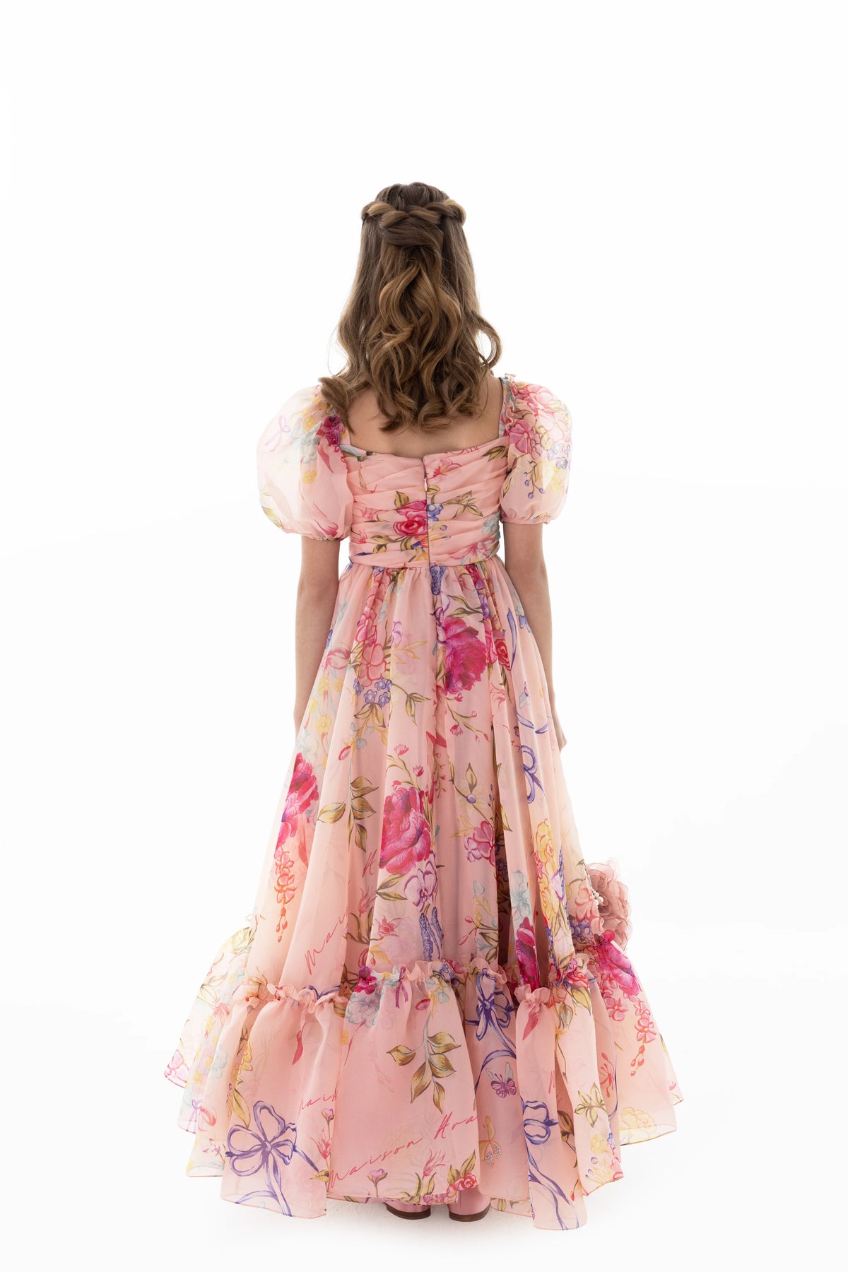 LOOK 53
